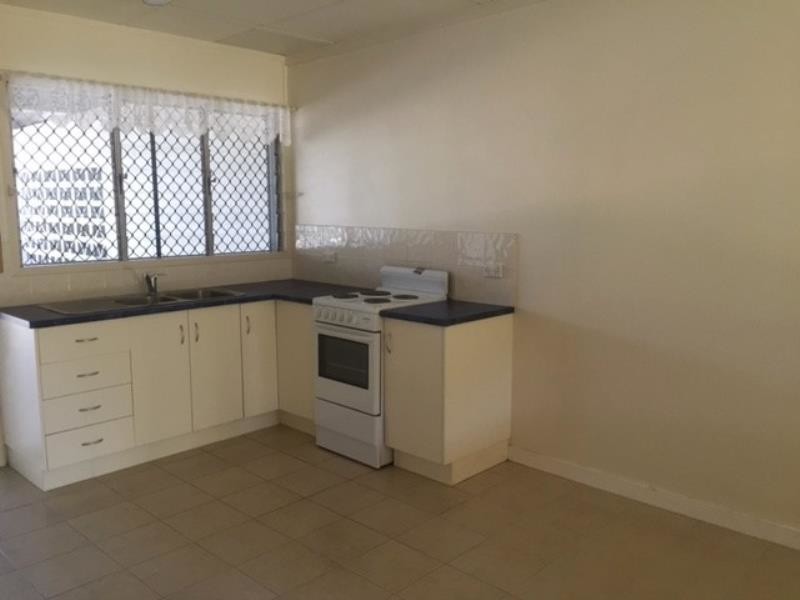 4/395 Perrier Avenue, Frenchville QLD 4701